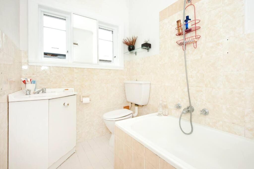 Beach To Home In 3 Minutes: Bondi N Sídney Exterior foto
